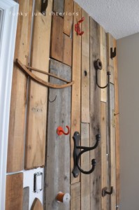 recycledhookwall-funkyjunkinteriors